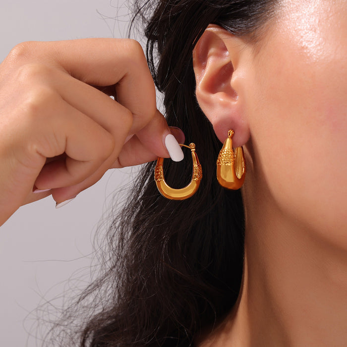 U Shape Chunky Hoop Earrings Mesh Lattice Sides Gold Steel