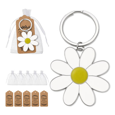 Daisy keychain with organza bags kraft tags and large close-up