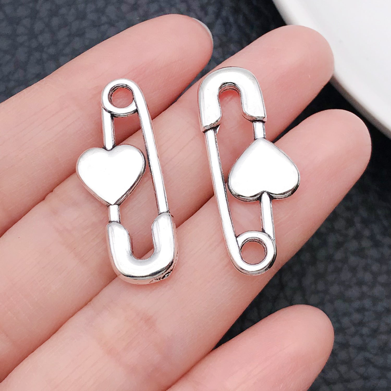 Antique Silver Zinc Alloy Heart Bow Christmas Tree Butterfly Charm Pendant for DIY Necklace Earring
