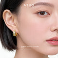 Gold Quilted C-Shape Half Hoop Stud Earrings Metal view 2