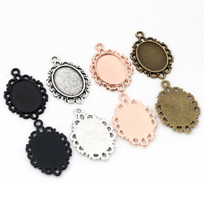 Small oval pendant trays showing the overall assortment