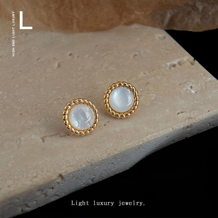 Gold Twisted Rope Round Shell Stud Earrings White Center