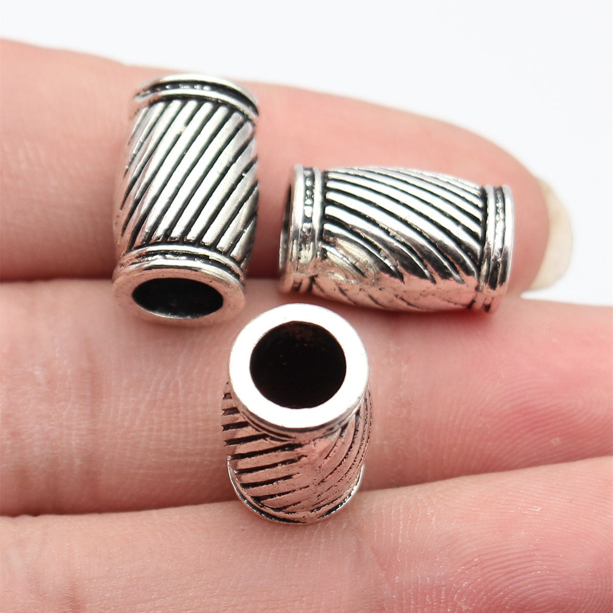 17x11x11mm 4.9g Antique Silver Zinc Alloy Diagonal Texture Tube Spacer Beads for Dreadlock Jewelry