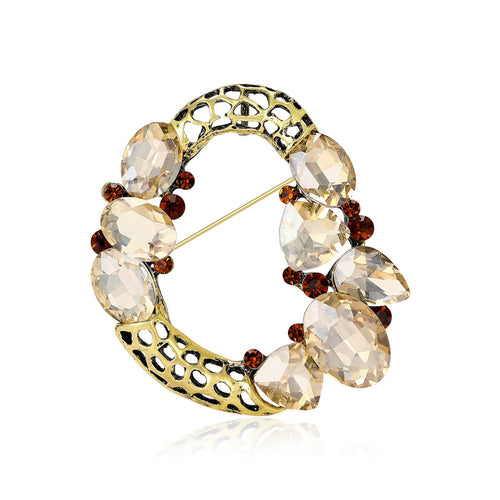 Champagne crystal hollow wreath brooch antique gold open circle