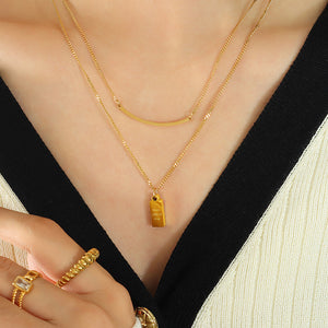 Double Layer Curved Bar and Engraved Tag Pendant Necklace