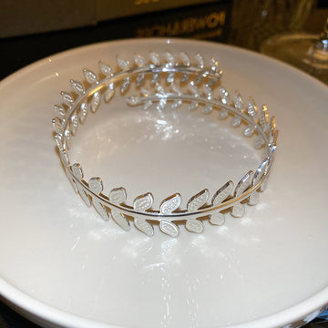 Leaf Branch Upper Arm Cuff In Gold Tone Or Silver Tone