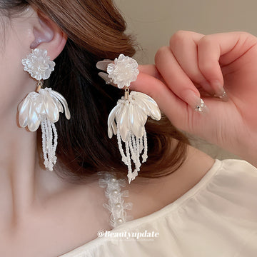 White Flower And Petal Tassel Stud Earrings With Decorative Details