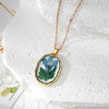 Gold Irregular Frame Dried Flower Resin Pendant Necklaces view 5