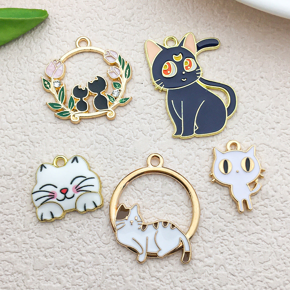 Enamel Zinc Alloy Cat Charm Pendant for DIY Keychain Bracelet and Earring Jewelry Making