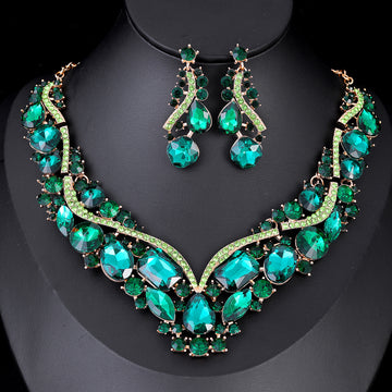 Black Silver Tone Emerald Crystal Leaf Crystal Seven Designs Metal Necklace