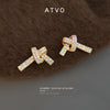 Gold Knot