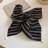 Black Scarf Claw