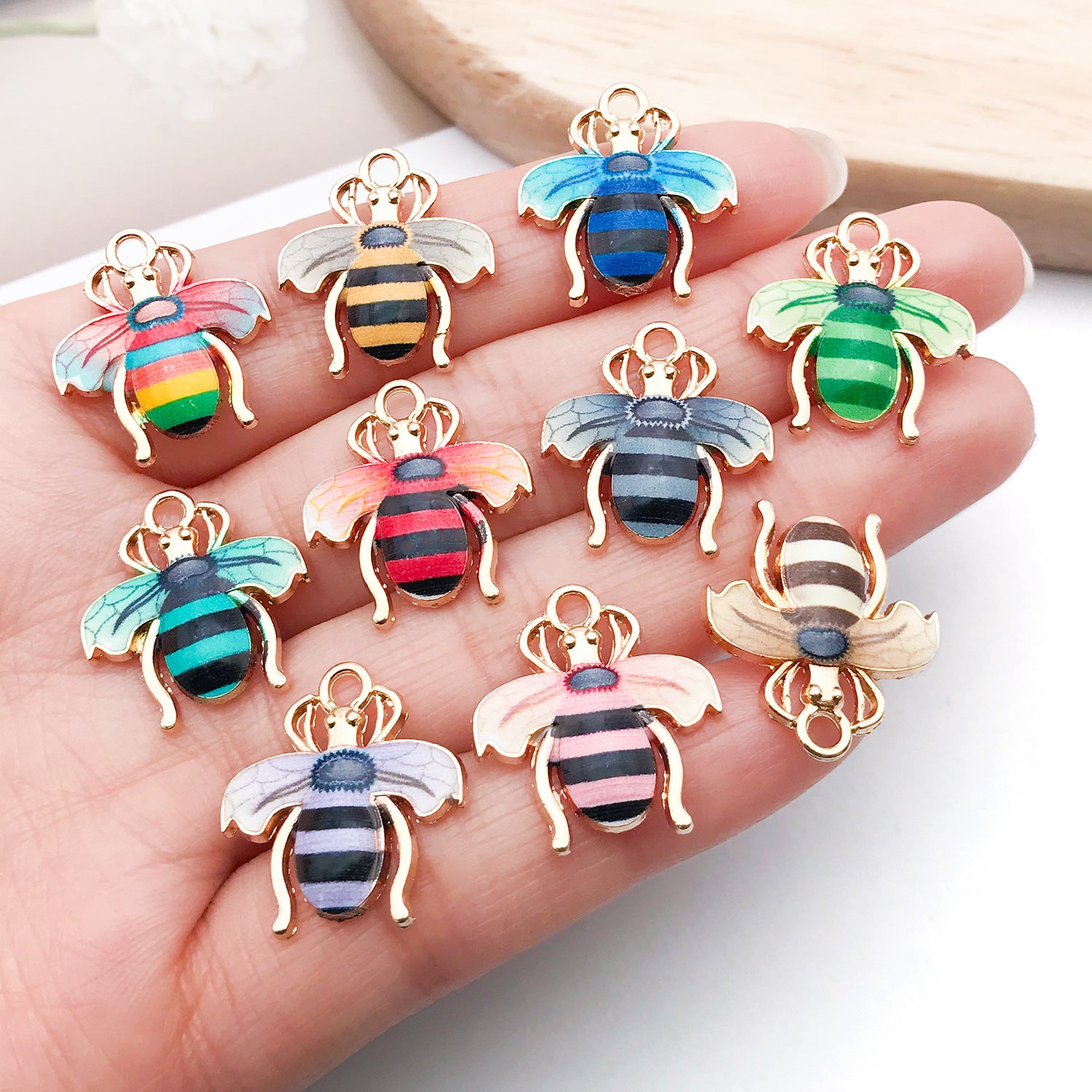 Colorful Enamel Zinc Alloy Bee Charm Pendant for DIY Necklace Bracelet Earrings