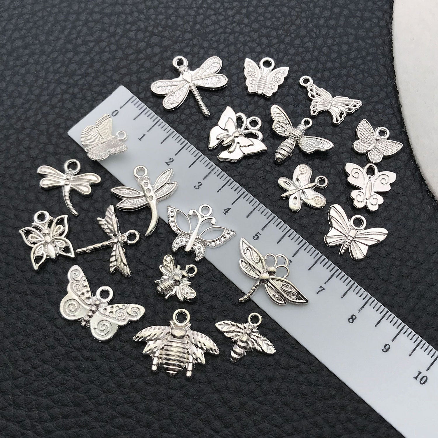 Zinc Alloy Insect Bee Butterfly Dragonfly charm pendants for DIY earrings necklaces bracelets