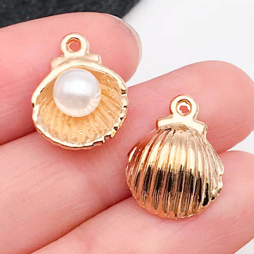 Enamel Zinc Alloy Scallop Shell Pearl Charm Pendant for Necklaces and Bracelets