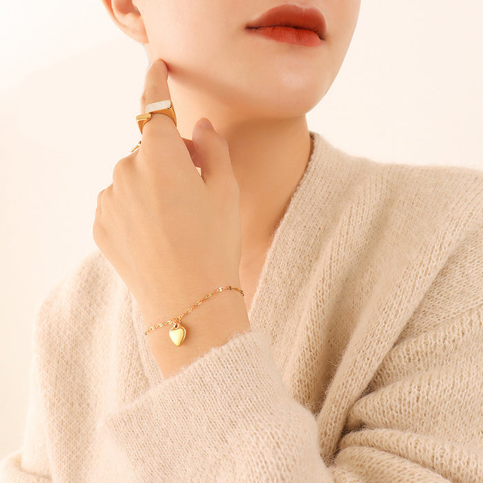 Flat Heart Pendant Twisted Link Bracelet Gold Steel
