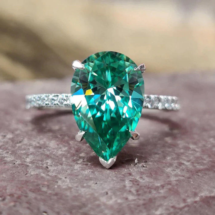 Green Pear-Shaped Solitaire Pave Ring In Polished Silver Tone