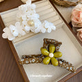 White Daisy Pearl Claw Clip Floral Green Flower Two Styles view 2