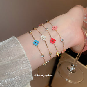 Gold Chain Five-Petal Flower Bracelet Blue White Red Pink