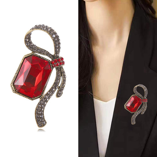 Crystal Ribbon Loop Brooch styled angle
