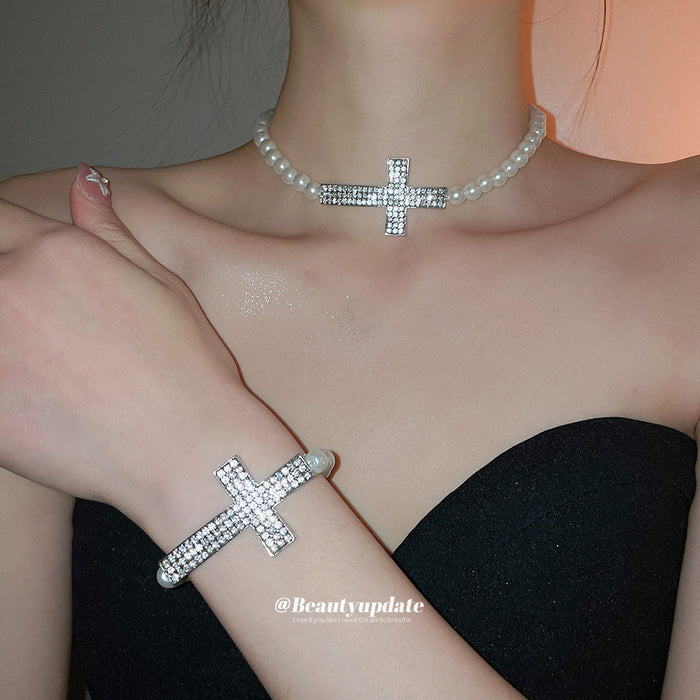 Silver Rhinestone Cross Pearl Necklace And Bracelet Set