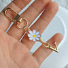 White Daisy V
