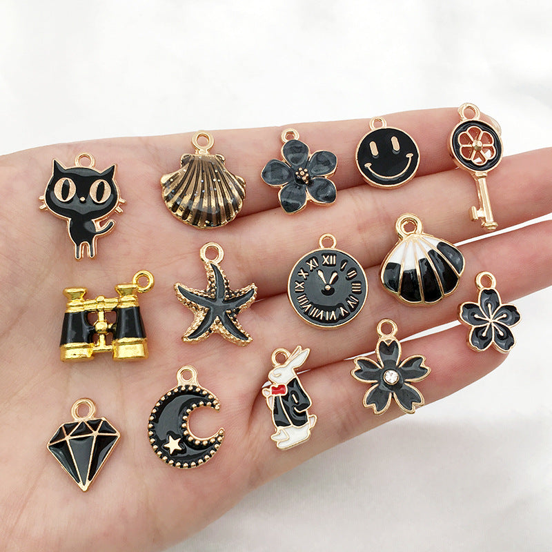 Black Zinc Alloy Cartoon Charm Pendant for DIY Earrings Keychain Jewelry Accessories