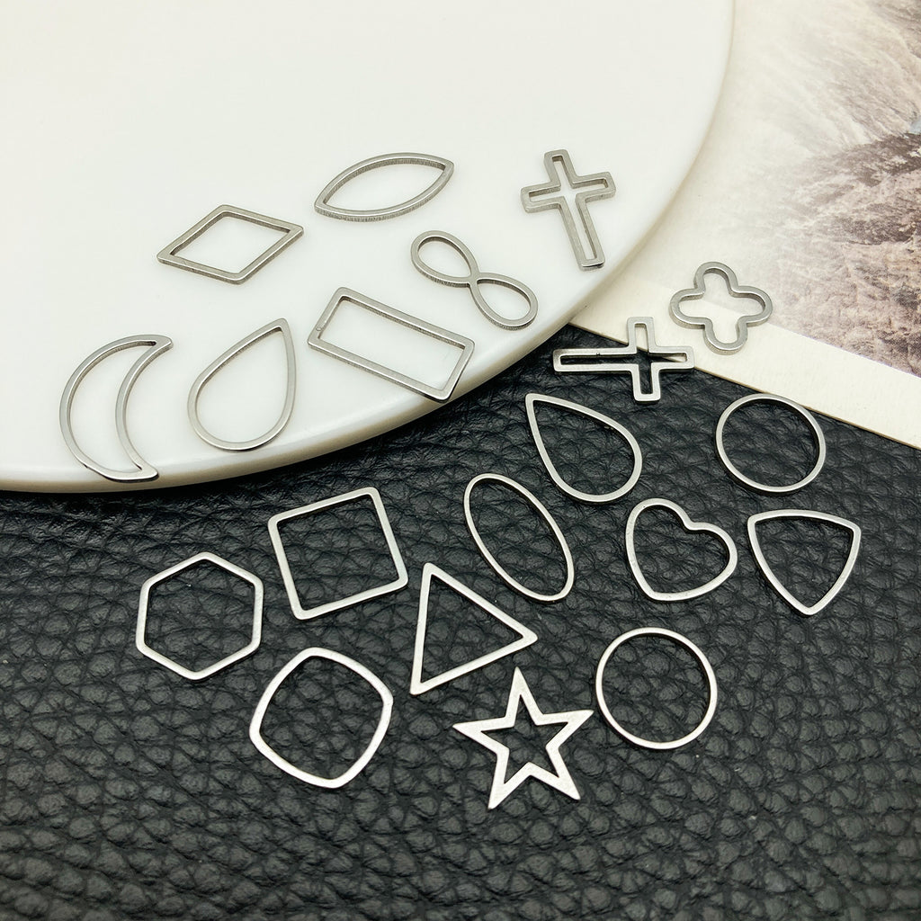 Stainless Steel Geometric Triangle Cross Heart Frame Hollow Charm Pendant for Necklace DIY