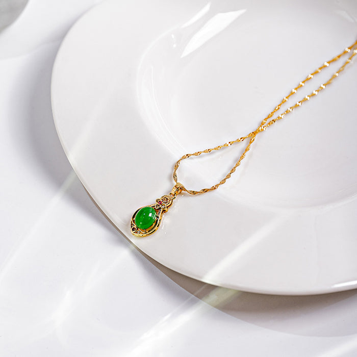 Gold Green Cabochon Teardrop Pendant Necklace Twisted Chain