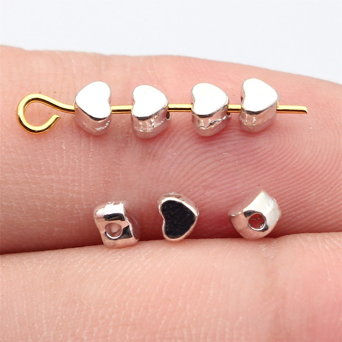 4.1x3.1x3mm 0.16g White K Color Zinc Alloy Heart Small Hole Loose Metal Beads for Bracelet Necklace DIY