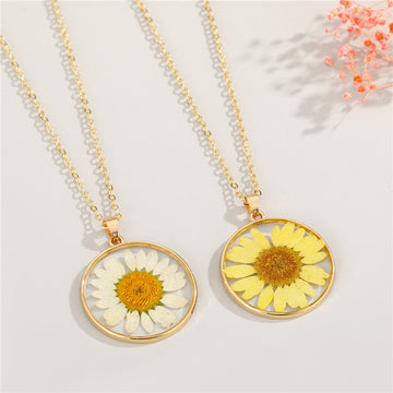 Gold Tone Round Pressed Daisy Resin Pendant Necklaces in Two Colors