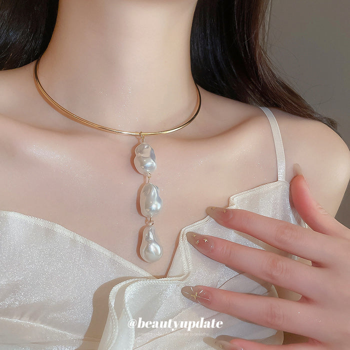 Gold Tone Collar Necklace with Faux Pearl Drop Trio