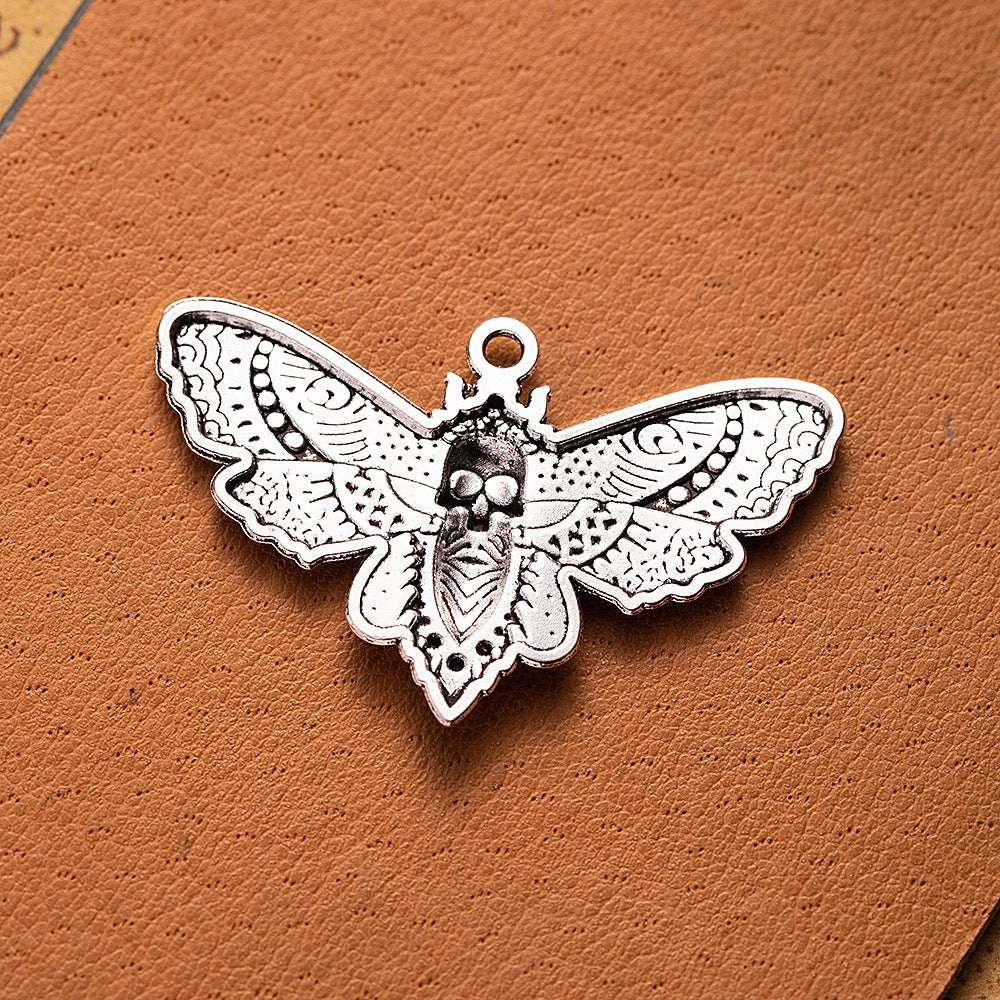 42x27mm Vintage Punk Alloy Moth Charm Pendant