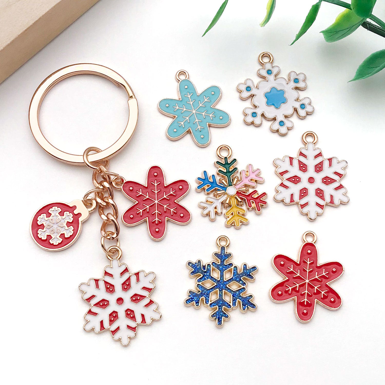 Zinc Alloy Enamel Christmas Snowflake Charm Pendant for DIY Necklace Earrings