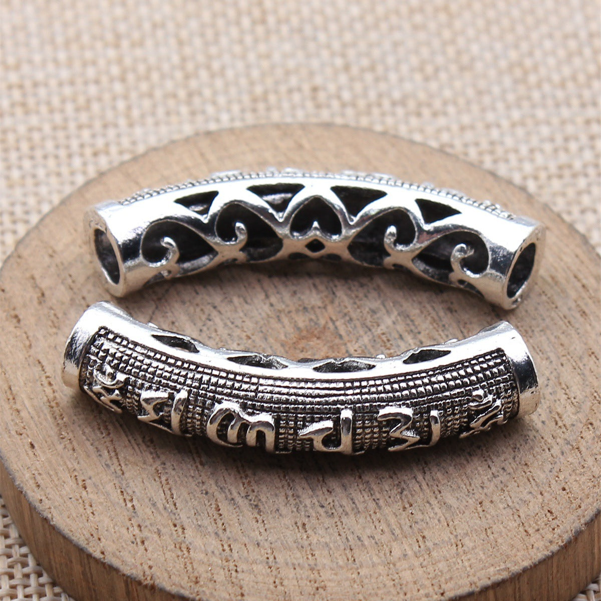 45x16x9mm 8.8g Antique Silver Zinc Alloy Six-Word Mantra Curved Tube Spacer Beads for Bracelets