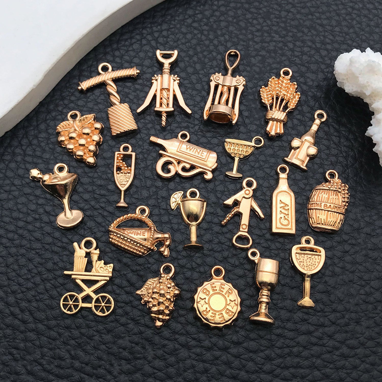 Vintage Zinc Alloy Red Wine Grape Charm Pendant for DIY Bracelet Necklace Keychain