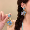 Raffia Daisy Drop Stud Earrings in Three Colors Decorative Jewelry Pair view 8