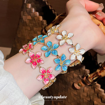 Gold Enamel Flower Link Bracelets In Pink Blue White