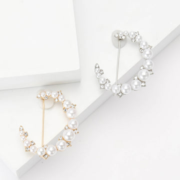Graduated Pearl Safety Pin Brooch in Gold or Silver Tone