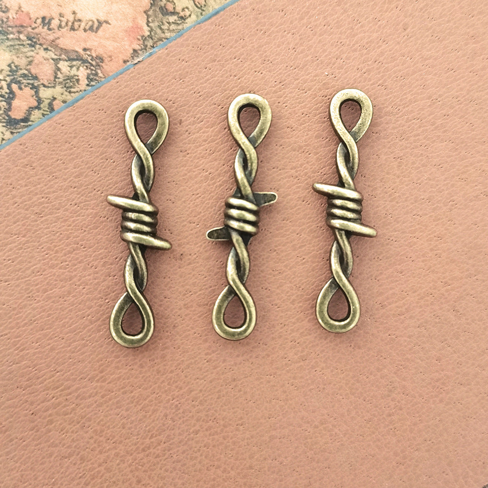 34x10mm Thorn Double Hole Alloy Connector Pendant