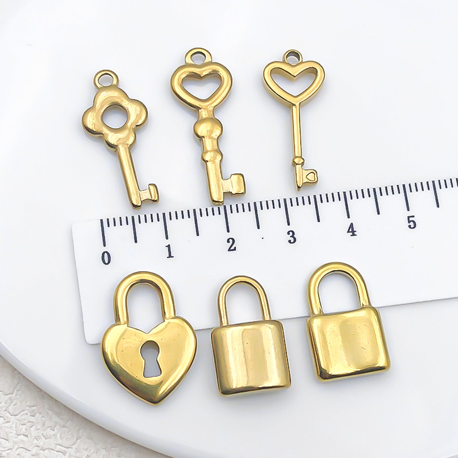 Stainless Steel Hollow Heart Key Padlock Charm Pendant for DIY Couple Necklace Jewelry