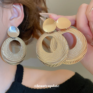 Concentric Open Circle Metal Fringe Stud Earrings Statement Pair
