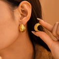 Textured Wrinkled C-Shape Cast Hoop Earrings Metal view 3