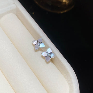 White Four Petal Flower Crystal Stud Earrings With Polished Metal Details