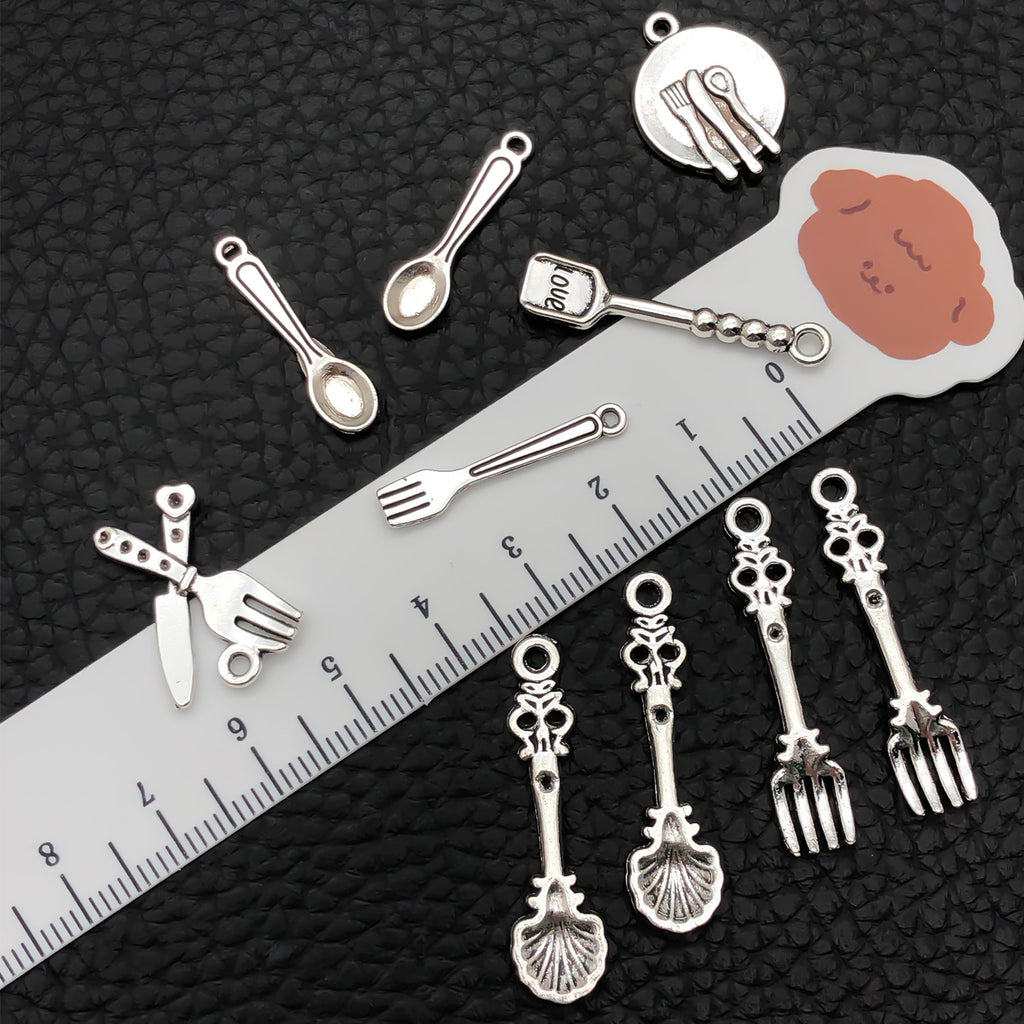 Antique Silver Zinc Alloy Knife Fork Spoon Tableware Charm Pendant for DIY Bracelet