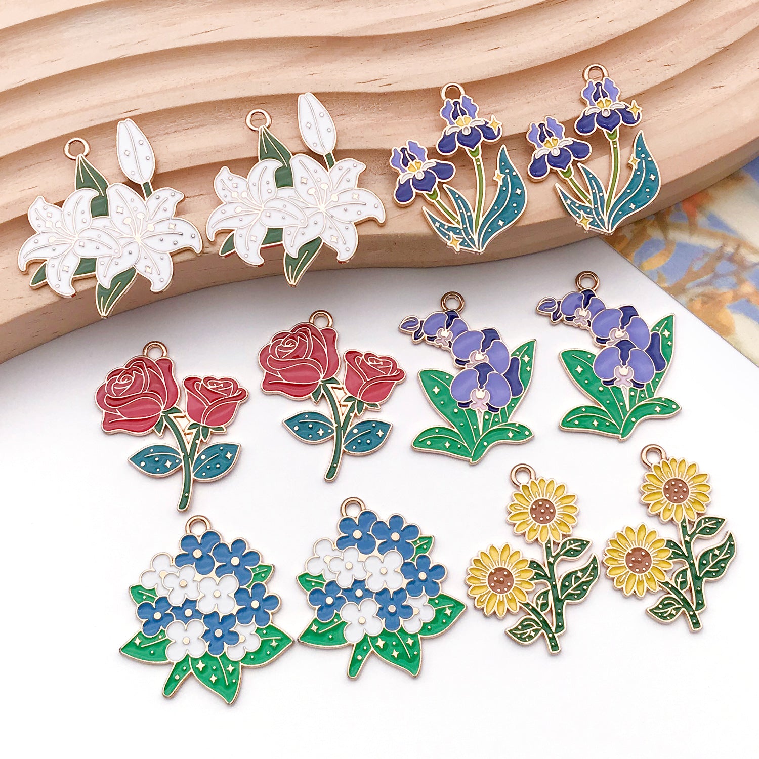 Enamel Zinc Alloy Lily Hydrangea Sunflower Bouquet Charm Pendant for DIY Necklace
