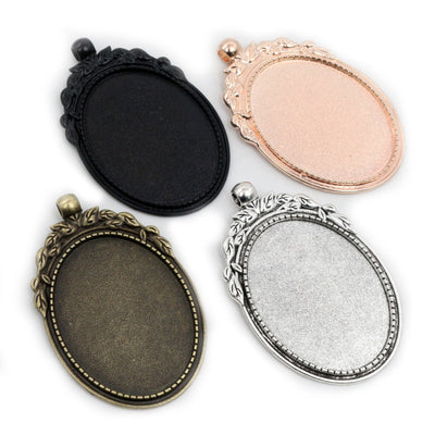 Oval Pendant Tray assortment overview