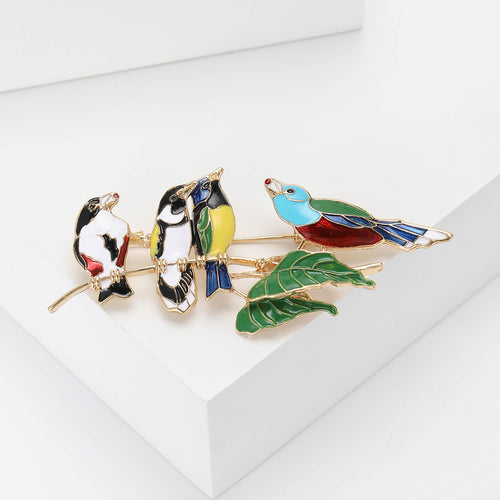 Birds branch brooch close-up front view