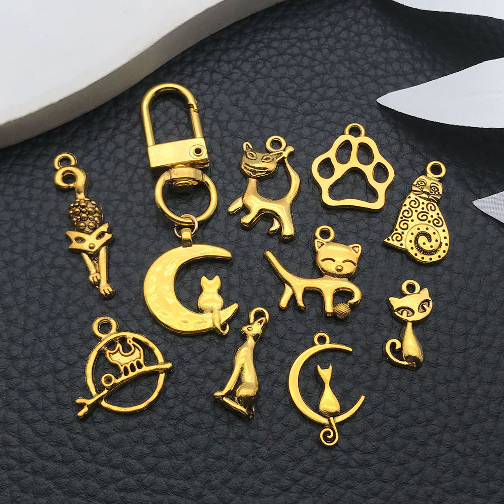 Antique Gold Zinc Alloy Cat Charm Pendant for DIY Keychain Necklace Bracelet Jewelry