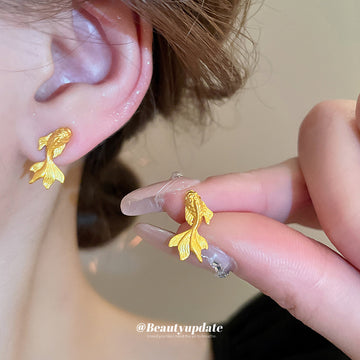 Gold Tone Goldfish Stud Earrings with Textured Tails